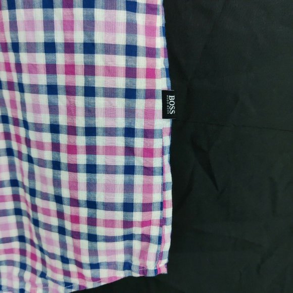 Hugo Boss Pink Plaid Short Sleeve Button Front Shirt Mens Small - Picture 2 of 5